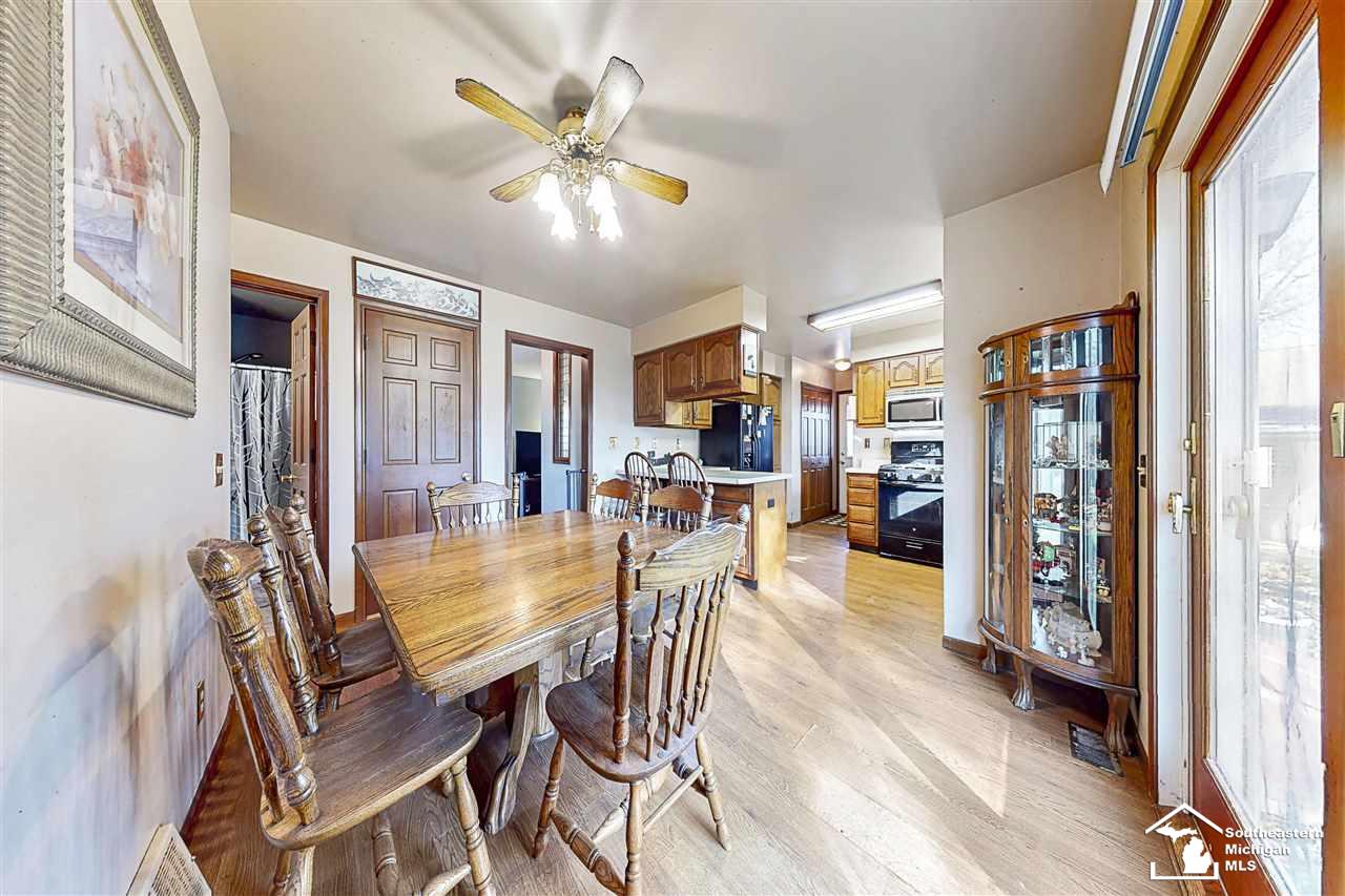203 Ash Street Carleton, MI 48117 - Photo 10 of 46 50060495-9.JPG