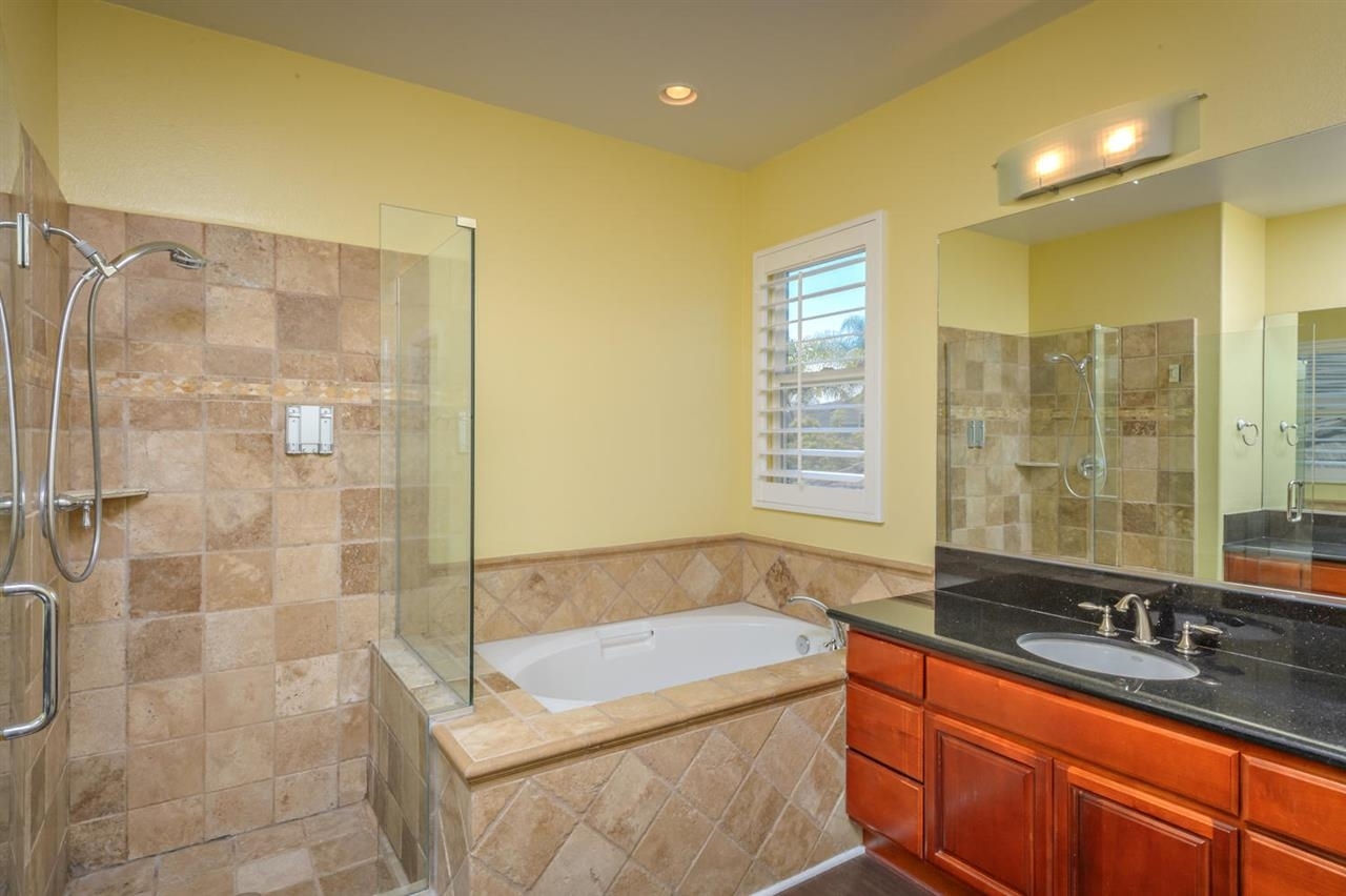3812 Stoneridge Road Carlsbad, CA 92010 - Photo 19 of 25