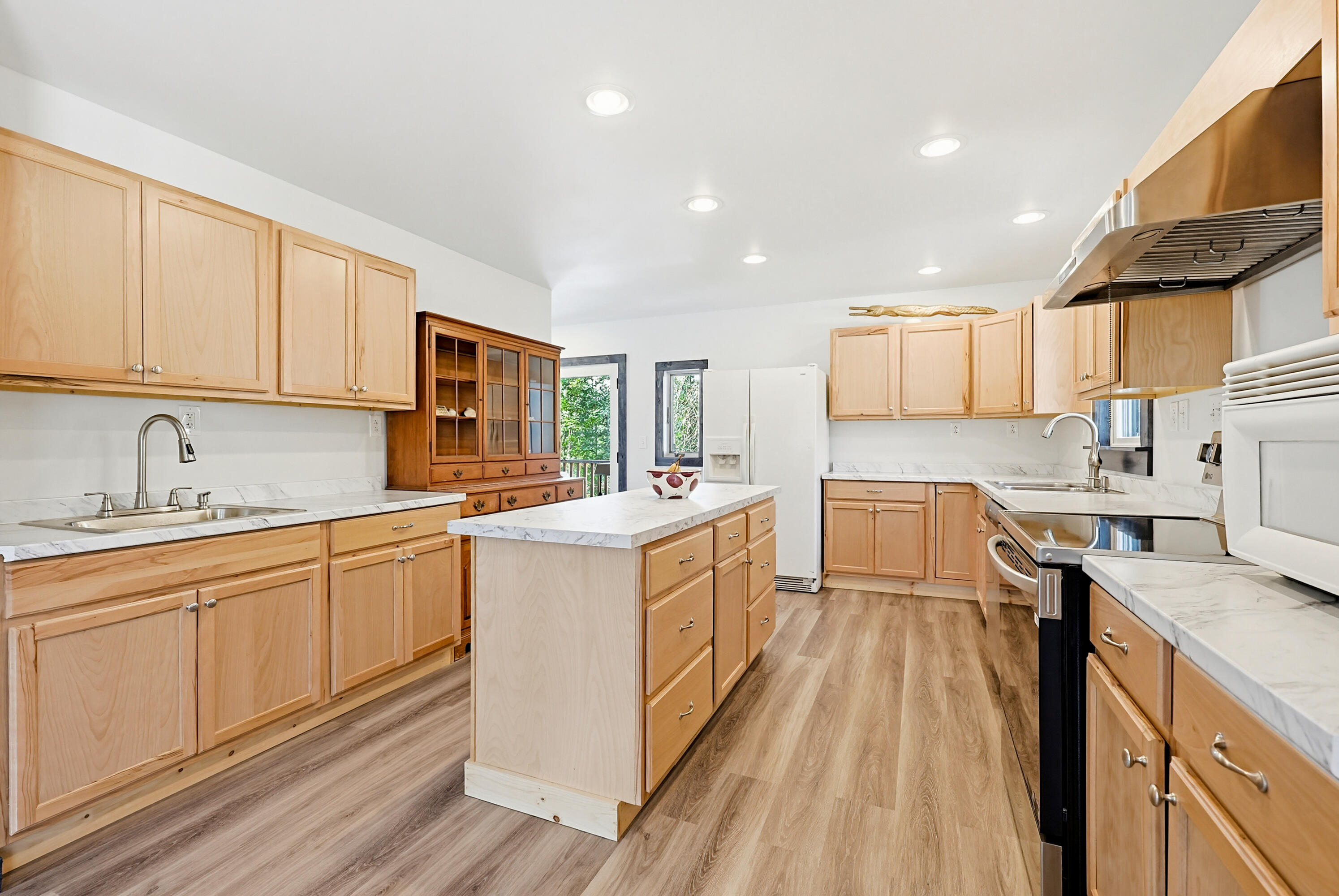 130 Farmers Hill Road Andover, ME 04216 - Photo 14 of 70 Kitchen