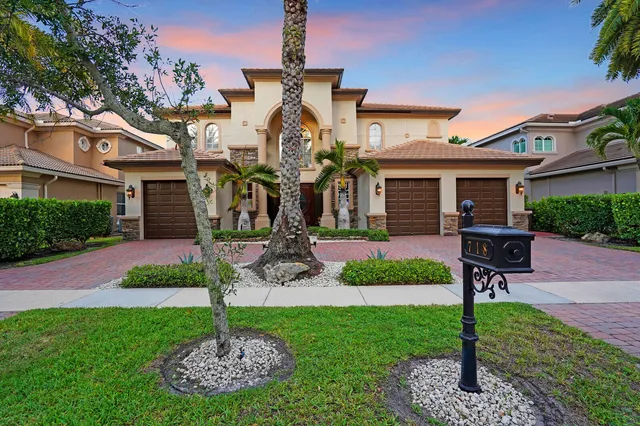 $1,745,000 | 718 Edgebrook Lane, West Palm Beach, FL 33411