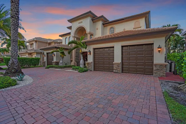 $1,745,000 | 718 Edgebrook Lane, West Palm Beach, FL 33411