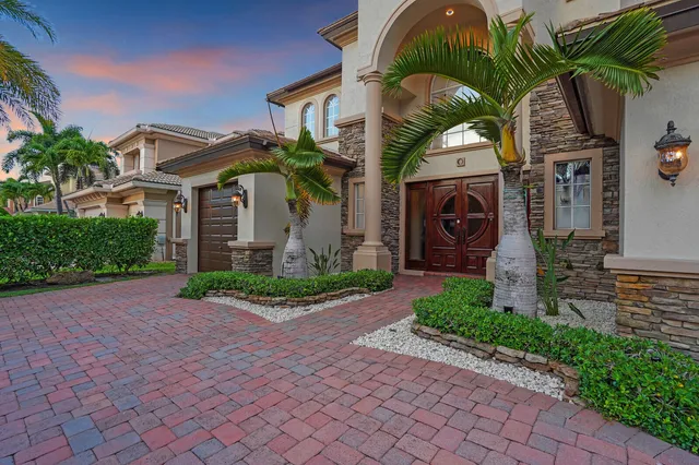 $1,745,000 | 718 Edgebrook Lane, West Palm Beach, FL 33411