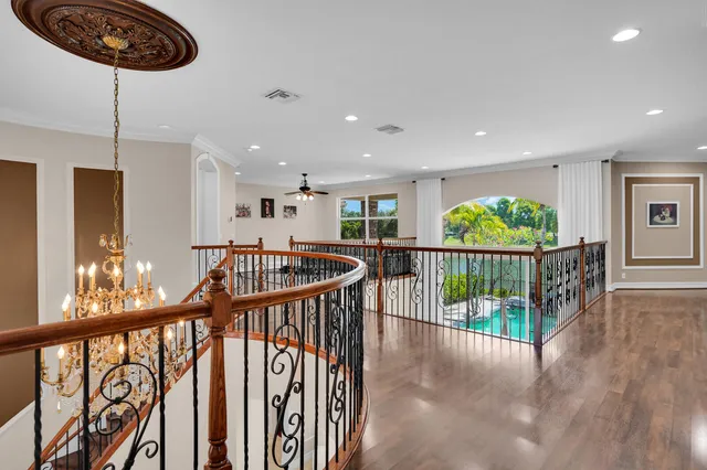 $1,745,000 | 718 Edgebrook Lane, West Palm Beach, FL 33411