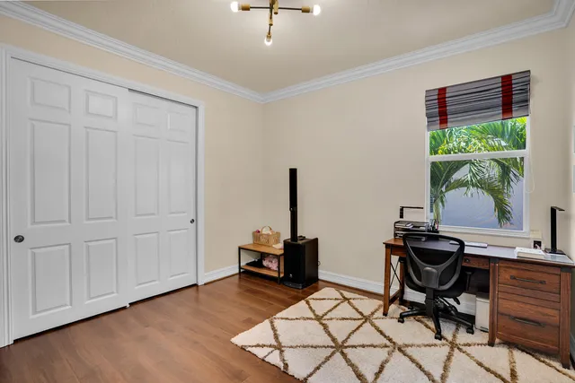 $1,745,000 | 718 Edgebrook Lane, West Palm Beach, FL 33411