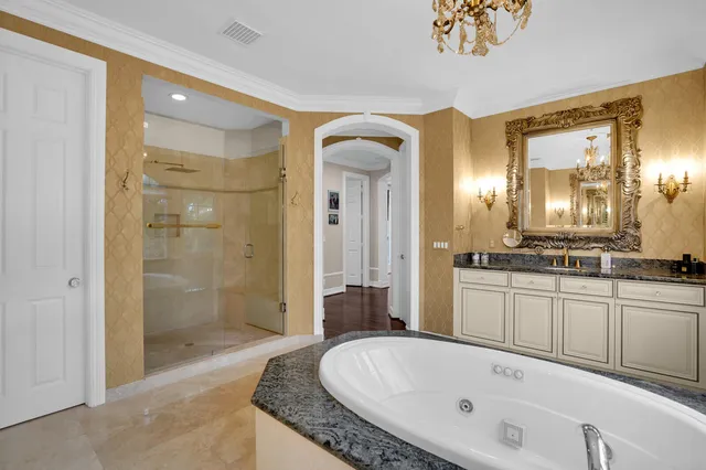$1,745,000 | 718 Edgebrook Lane, West Palm Beach, FL 33411
