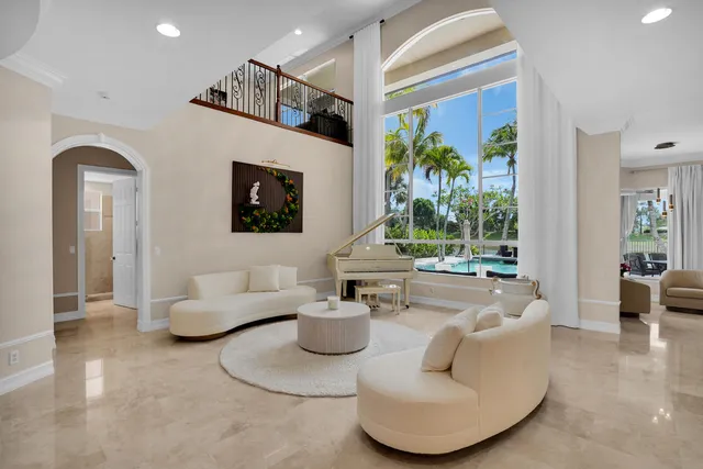 $1,745,000 | 718 Edgebrook Lane, West Palm Beach, FL 33411