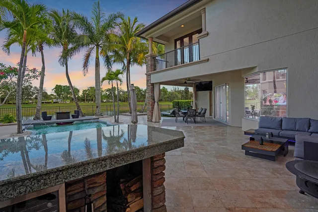 $1,745,000 | 718 Edgebrook Lane, West Palm Beach, FL 33411