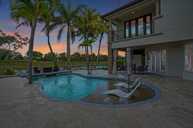 $1,745,000 | 718 Edgebrook Lane, West Palm Beach, FL 33411