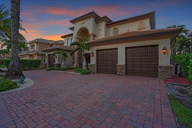 $1,745,000 | 718 Edgebrook Lane, West Palm Beach, FL 33411