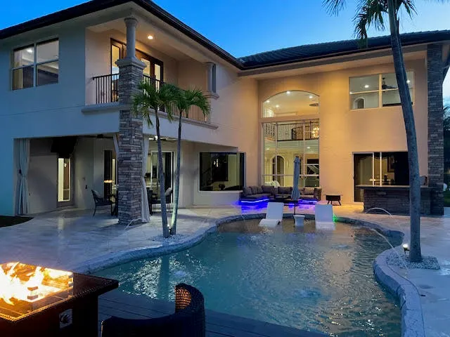 $1,745,000 | 718 Edgebrook Lane, West Palm Beach, FL 33411