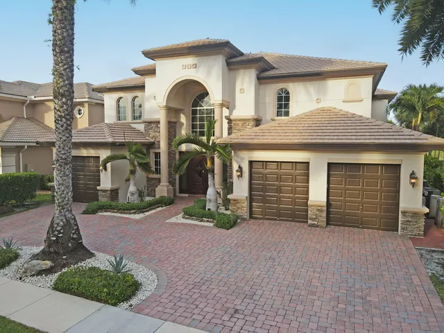 $1,745,000 | 718 Edgebrook Lane, West Palm Beach, FL 33411