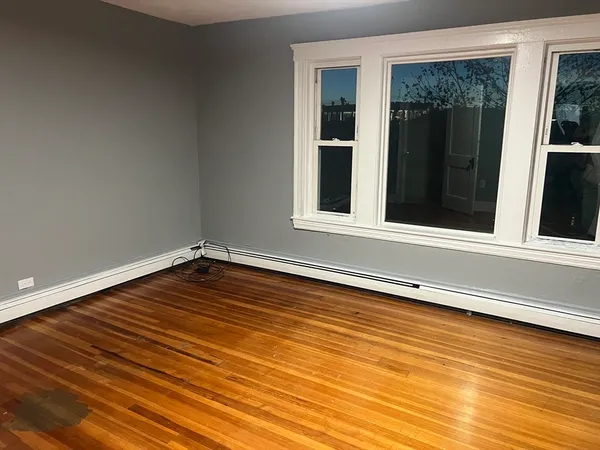 $2,500 | 17 Pennsylvania Avenue, Unit 3, Somerville, MA 02145