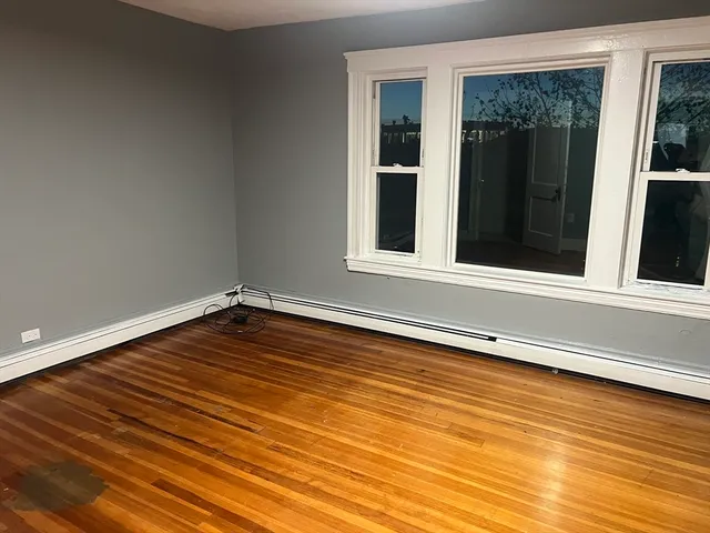 $2,500 | 17 Pennsylvania Avenue, Unit 3, Somerville, MA 02145
