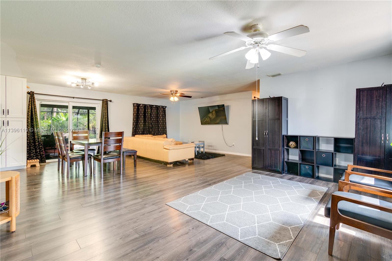 22512 Logwood Avenue Boca Raton, FL 33428 - Photo 3 of 39 Gallery Image 3