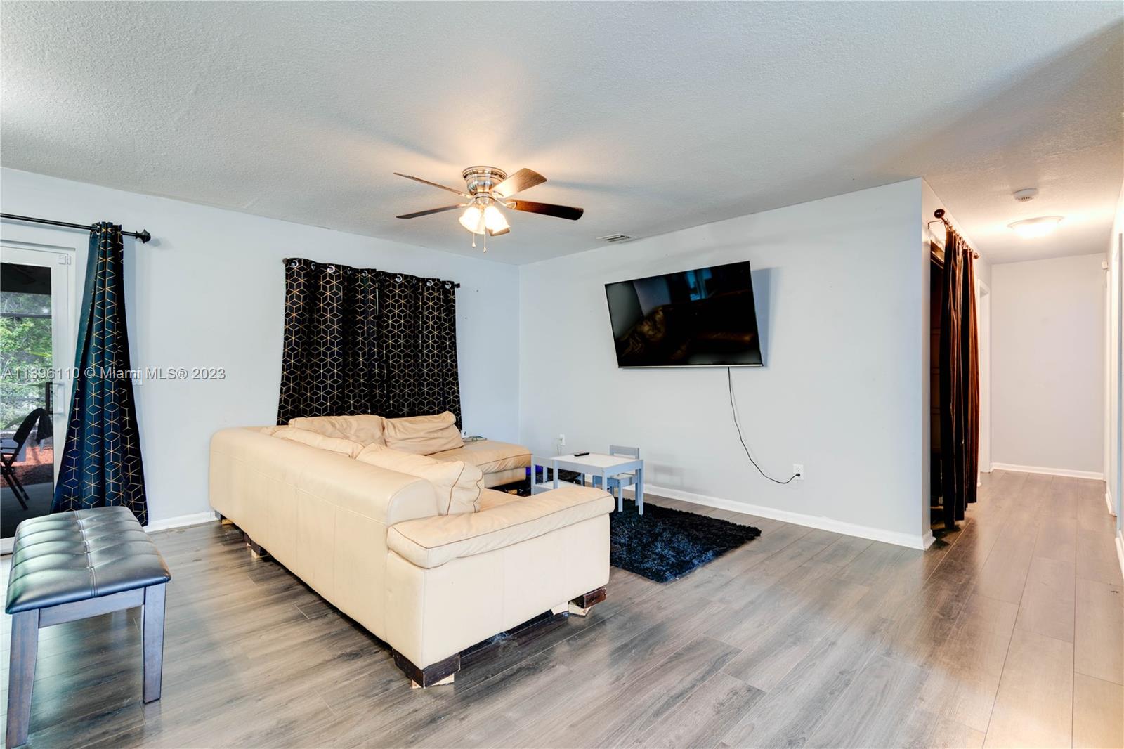 22512 Logwood Avenue Boca Raton, FL 33428 - Photo 7 of 39 Gallery Image 7