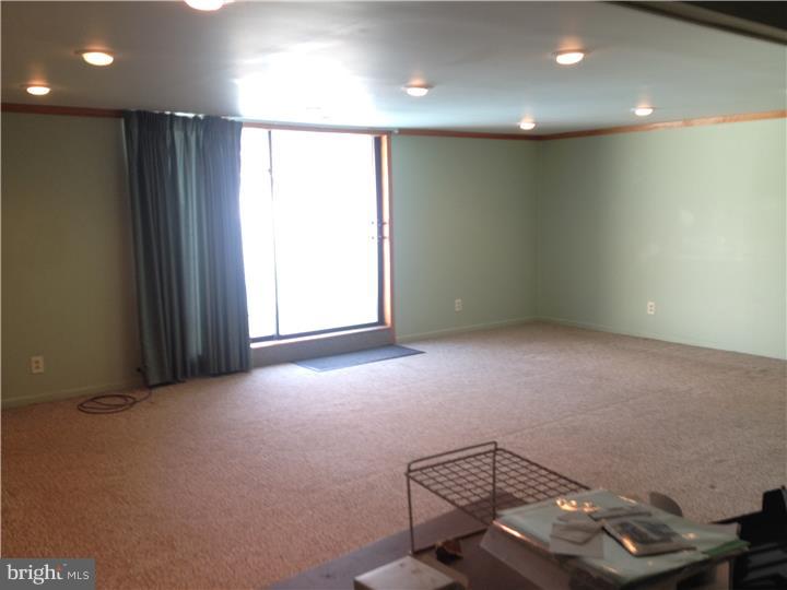 9823 Dungan Road Philadelphia, PA 19115 - Photo 24 of 25 Gallery Image 24