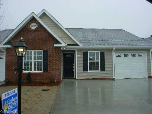 2106 Weststone Road Clemmons, NC 27012 - Photo 1 of 1 Exterior Front.