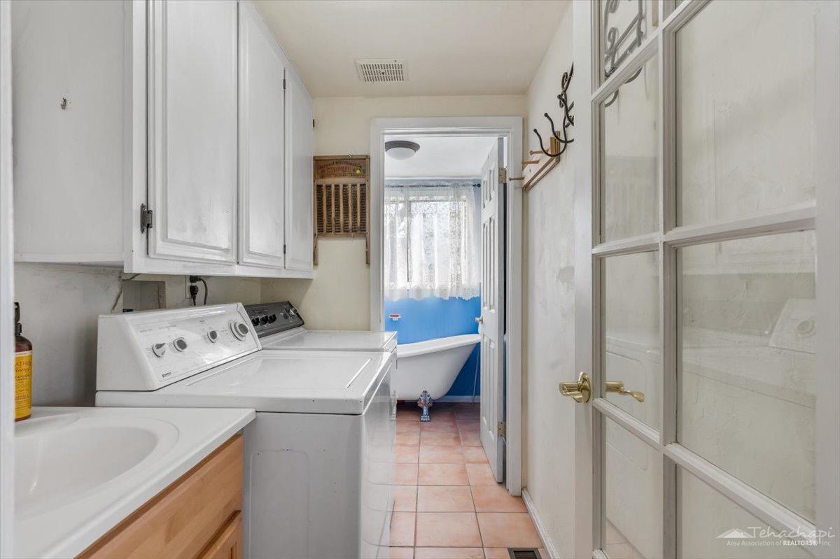30800 Fox Ridge Court Tehachapi, CA 93561 - Photo 9 of 26 Gallery Image 9