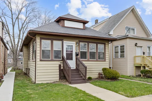 $209,900 | 1328 West 98th Street, Chicago, IL 60643