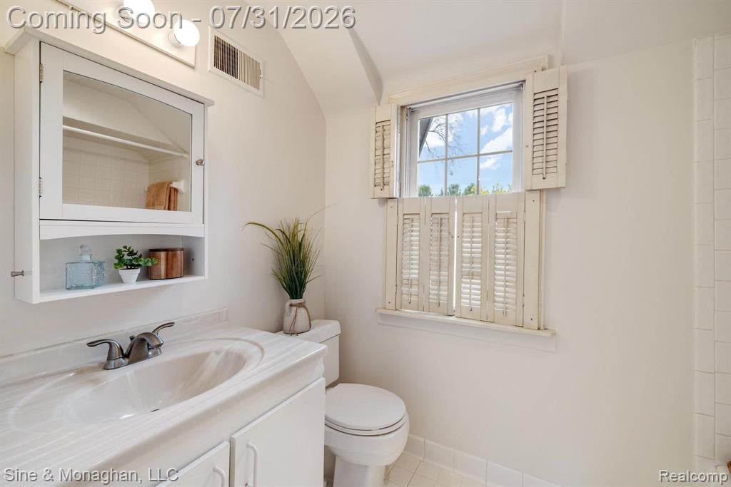 417 Cloverly Road Grosse Pointe, MI 48236 - Photo 30 of 70 Gallery Image 30