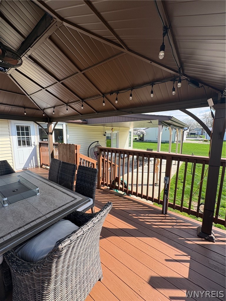 4430 Creek Road Lewiston, NY 14092 - Photo 7 of 23