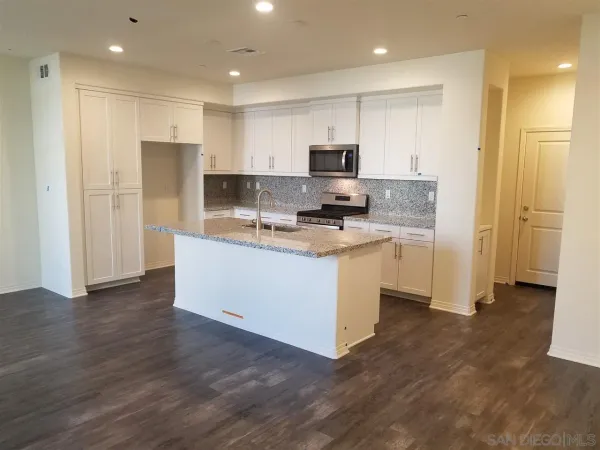 $3,950 | 503 Turnstone Lane, Imperial Beach, CA 91932