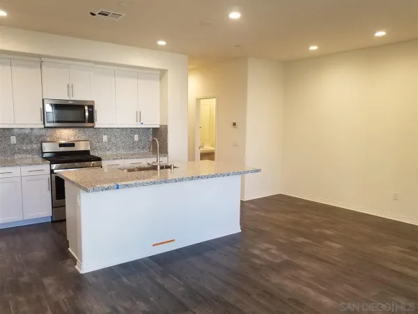 $3,950 | 503 Turnstone Lane, Imperial Beach, CA 91932