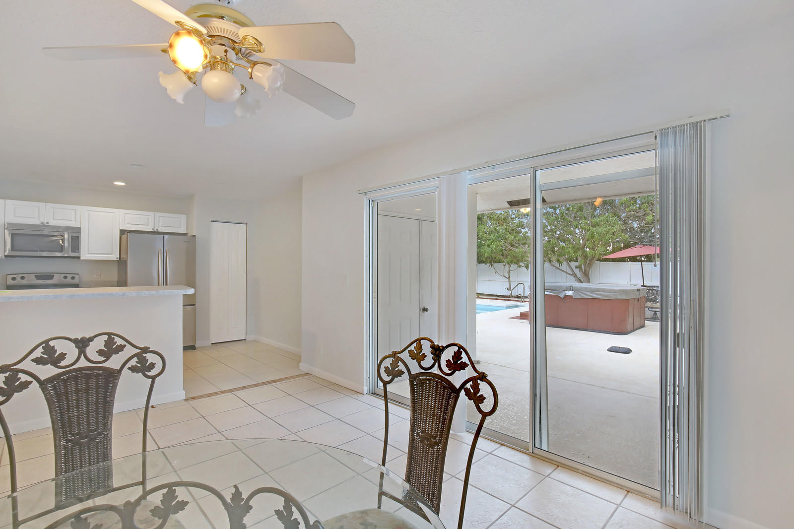 299 Palm Avenue Jupiter, FL 33477 - Photo 13 of 26 a view of a livingroom with furniture