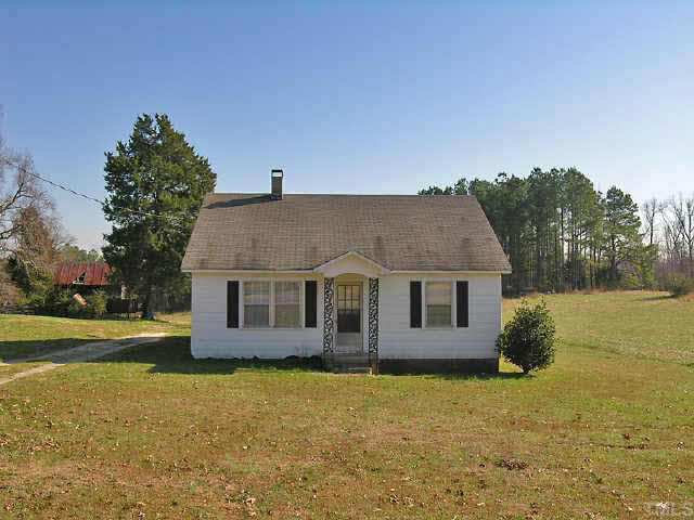 4349 Gillburg Road Kittrell, NC 27544 - Photo 6 of 8 2 bedroom house w/ loft