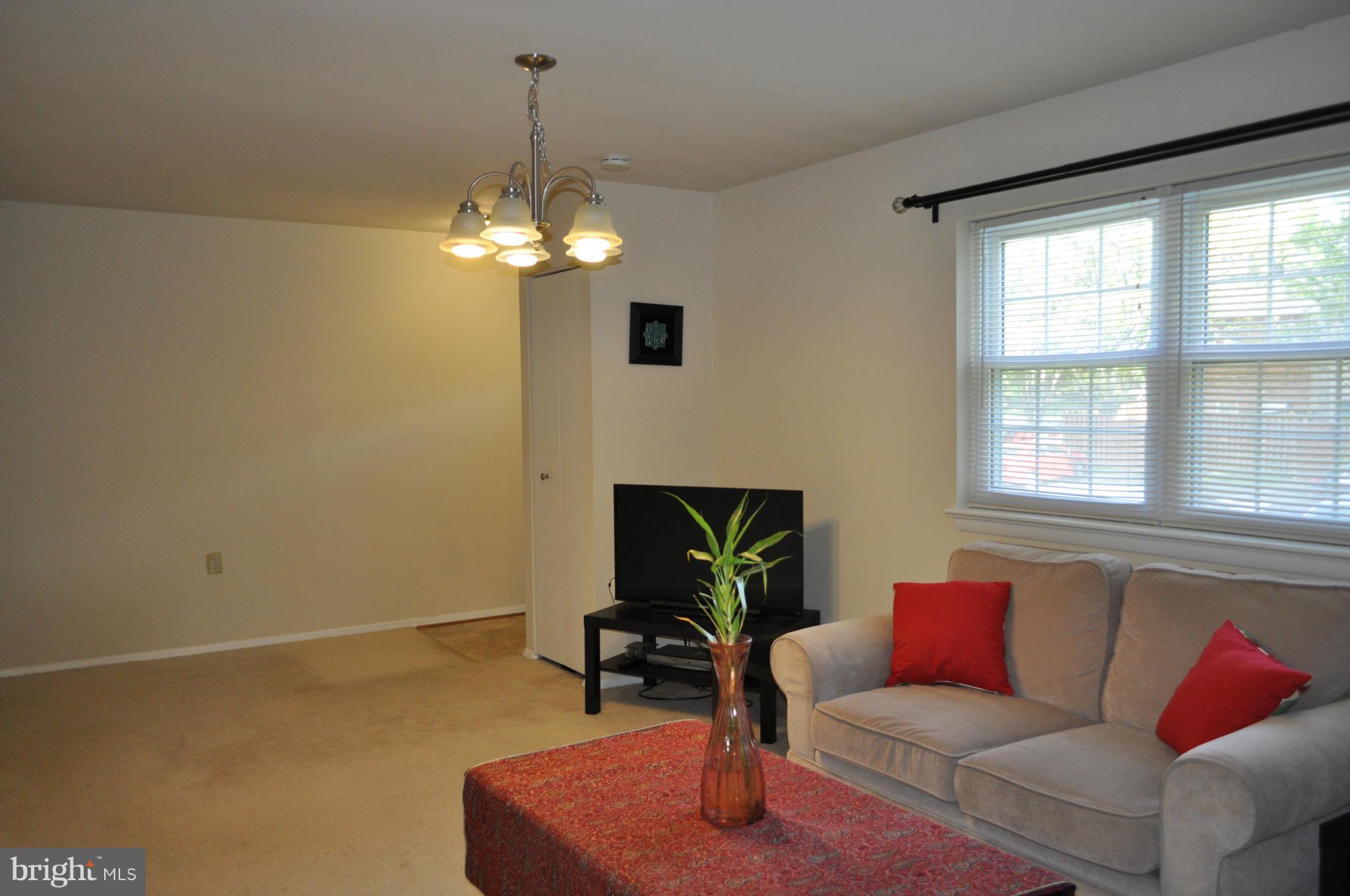 8020 Sandy Spring Road Laurel, MD 20707 - Photo 5 of 30 Living Room