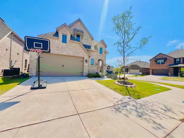 $2,950 | 3941 Talisker Boulevard, Sherman, TX 75090