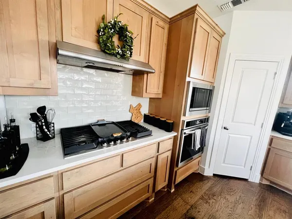 $2,950 | 3941 Talisker Boulevard, Sherman, TX 75090