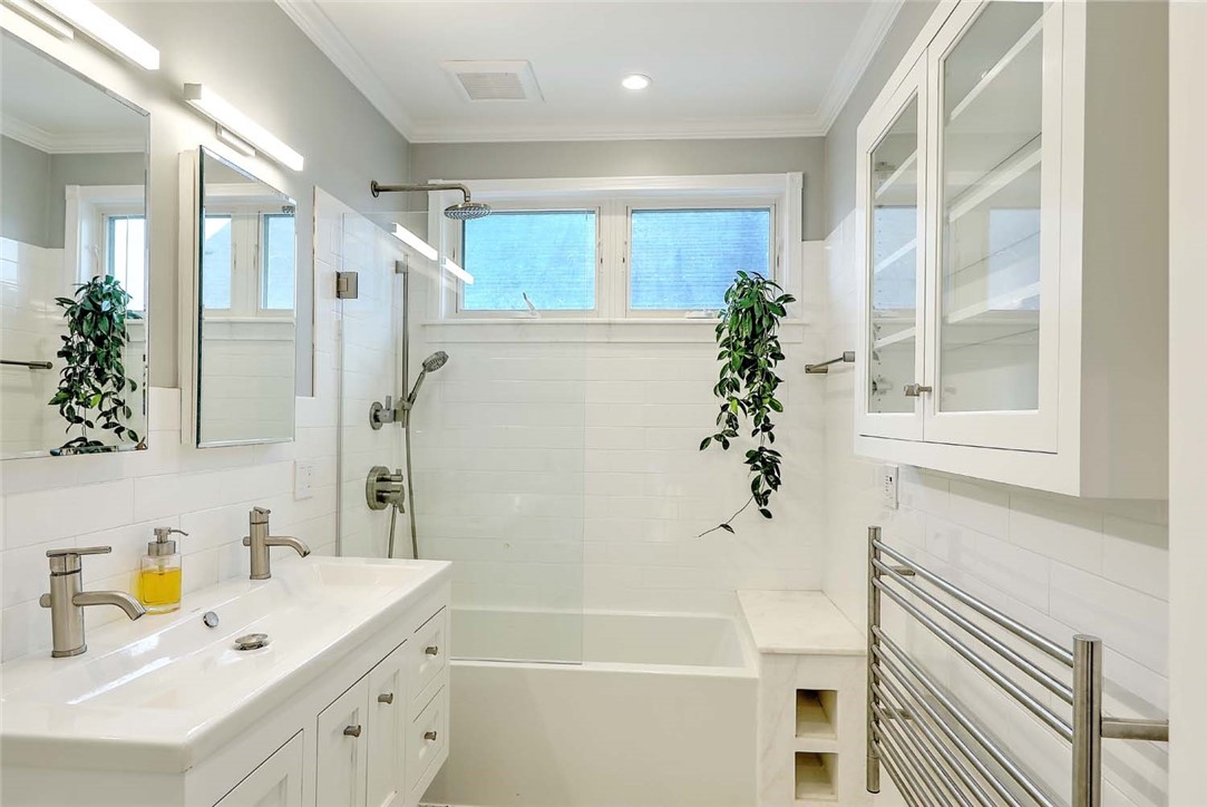 47 Lauriston Street Providence, RI 02906 - Photo 36 of 50
