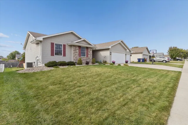 $415,000 | 4609 Parkwood Drive, Milton, WI 53563