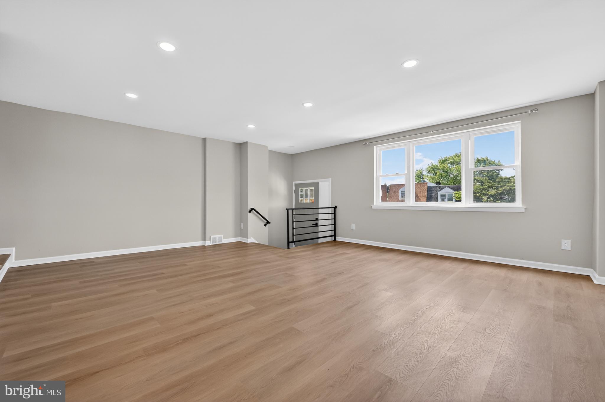 4029 Gideon Road Brookhaven, PA 19015 - Photo 8 of 30