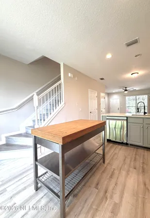 $2,000 | 3586 Pebble Path Lane, Jacksonville, FL 32224