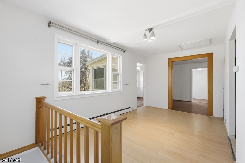 10 Minnehaha Path Lincoln Park, NJ 07035 - Photo 5 of 32