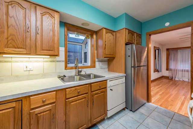 $220,000 | 49 South Lewis Avenue, Waukegan, IL 60085