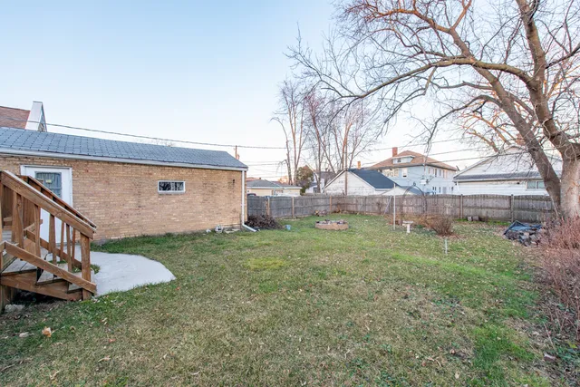 $220,000 | 49 South Lewis Avenue, Waukegan, IL 60085