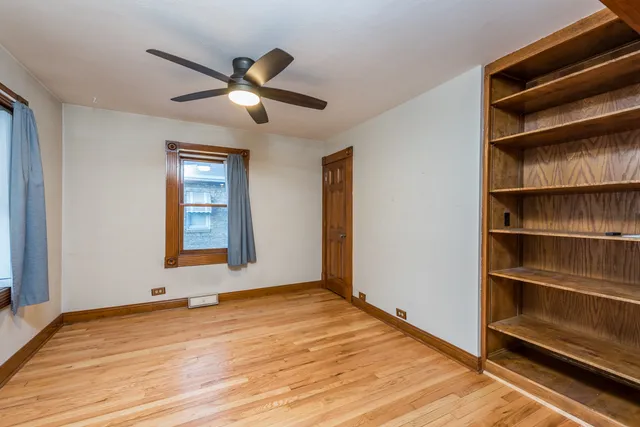 $220,000 | 49 South Lewis Avenue, Waukegan, IL 60085