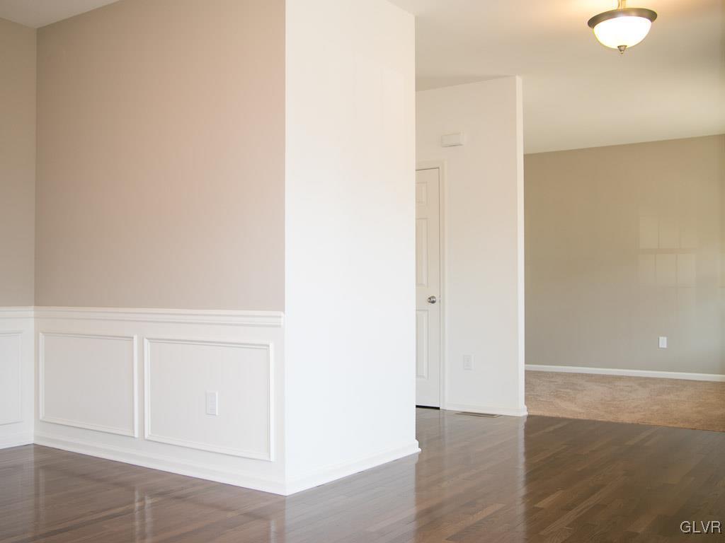 1470 Fox Run Road, Unit 112 Easton, PA 18040 - Photo 8 of 32 Gallery Image 8