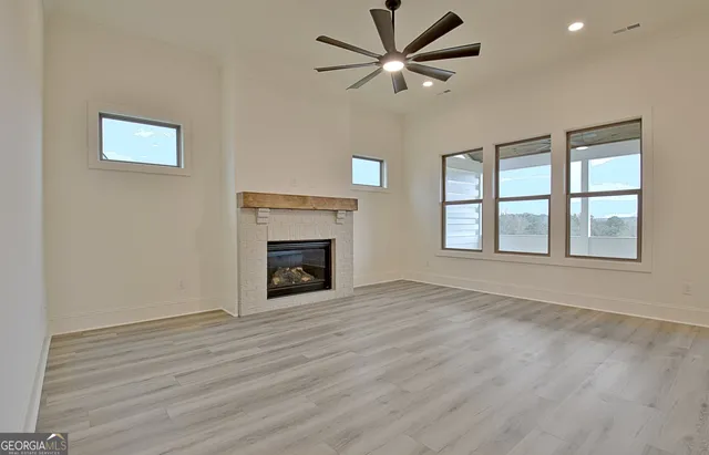 $749,900 | 45 Crest Haven, Senoia, GA 30276