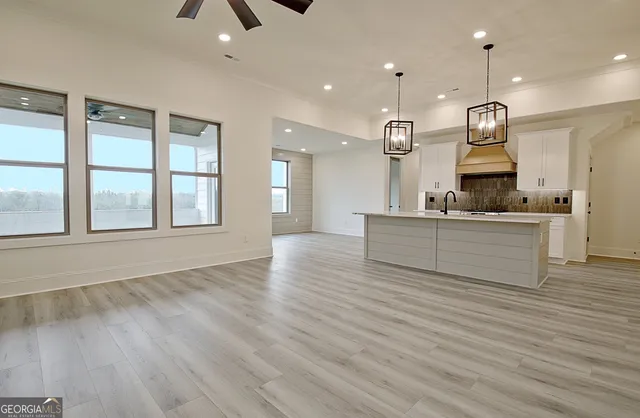 $749,900 | 45 Crest Haven, Senoia, GA 30276