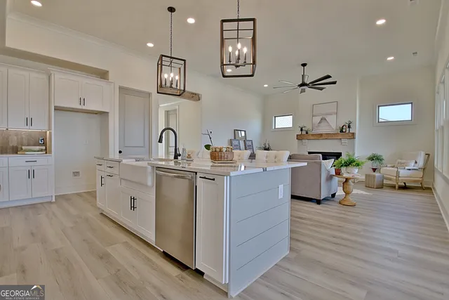 $749,900 | 45 Crest Haven, Senoia, GA 30276