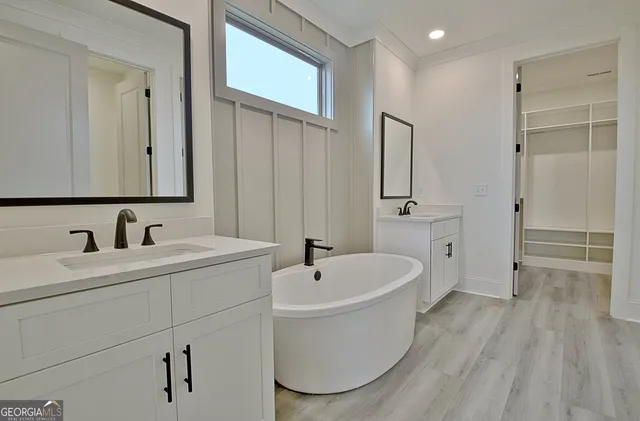 $749,900 | 45 Crest Haven, Senoia, GA 30276