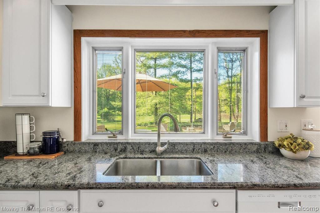 49555 Geddes Road Canton, MI 48188 - Photo 26 of 62 Gallery Image 26