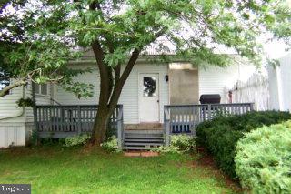 149 Ebersole Road Ephrata, PA 17522 - Photo 3 of 12 Gallery Image 3