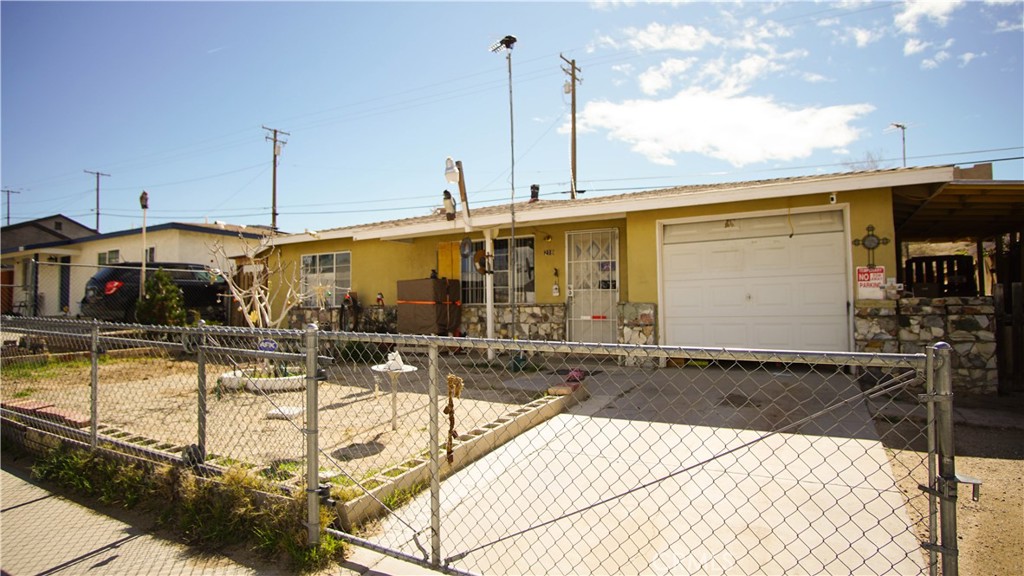 218 East Virginia Way  