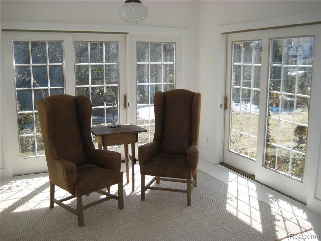 116 Kerby Road Grosse Pointe, MI 48236 - Photo 11 of 15 IMG_9470.JPG