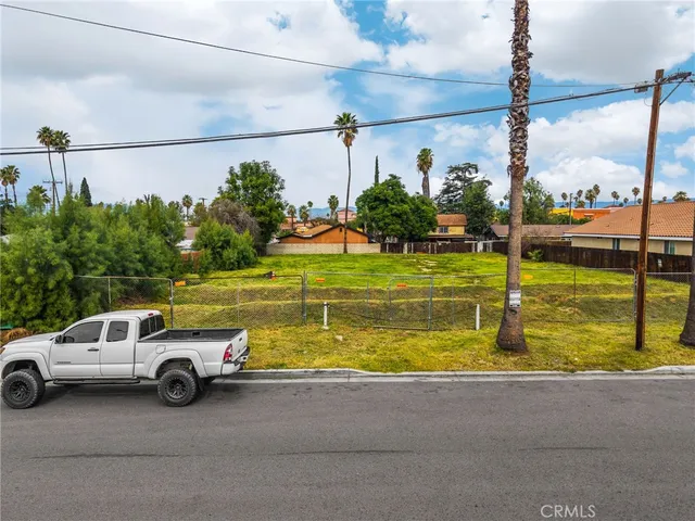 $289,000 | 1879 10th, Riverside, CA 92507